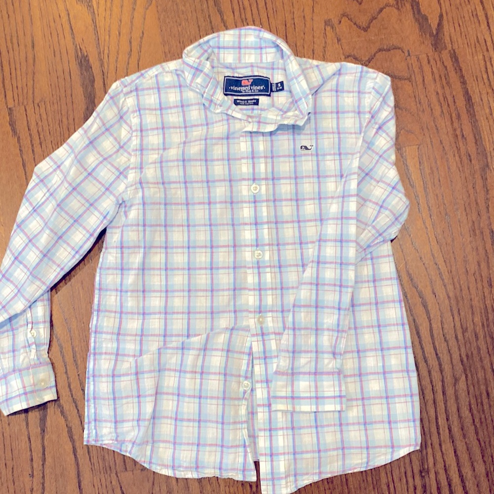 Vineyard vines boys button down size small 8-10